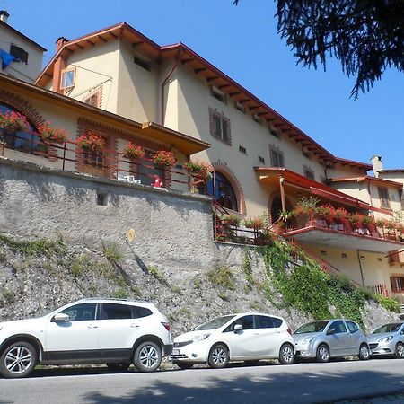 Grotta Dei Colombi Hotel Scanno Exterior photo